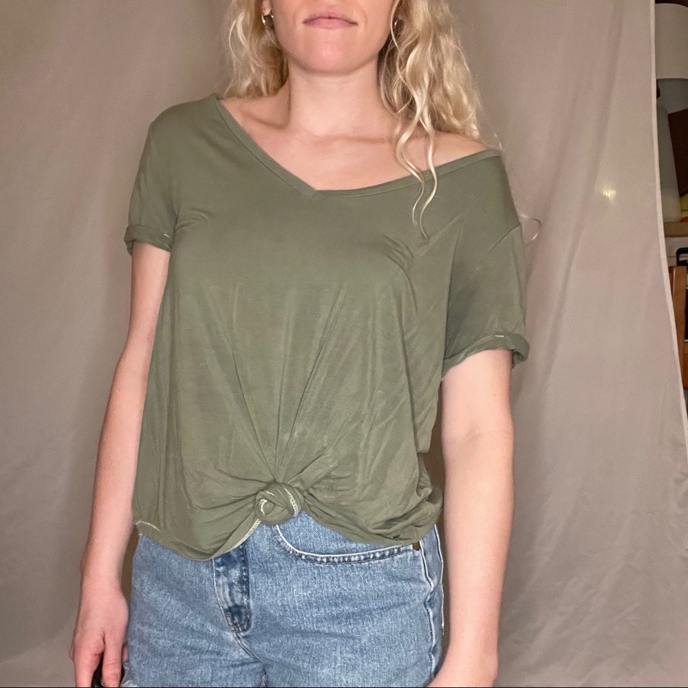 Green tshirt